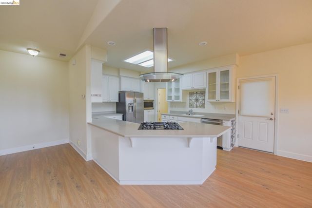 294 S Arbona Circle, Sonora, CA 95370