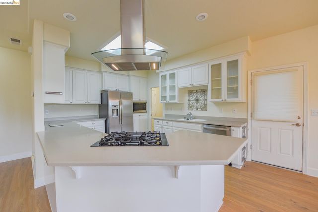 294 S Arbona Circle, Sonora, CA 95370