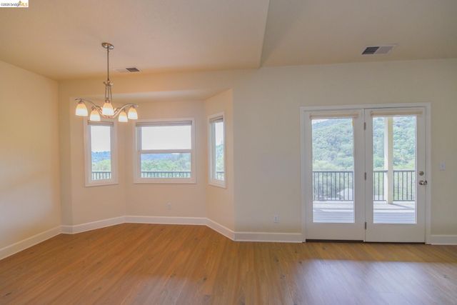 294 S Arbona Circle, Sonora, CA 95370