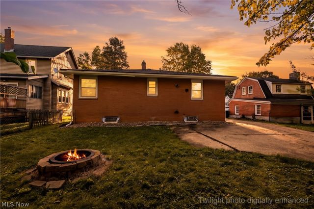 324 N Hawkins Avenue, Akron, OH 44313