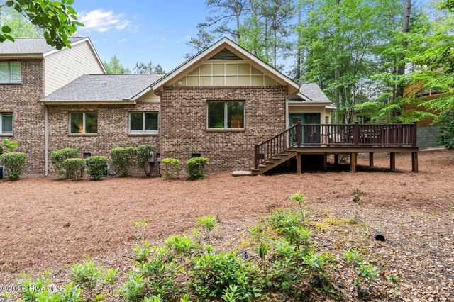 150 Lamplighter Village Drive, Pinehurst, NC 28374