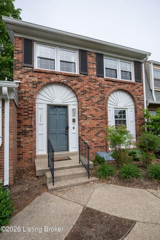 1208 Dalmally Ct, Louisville, KY 40222