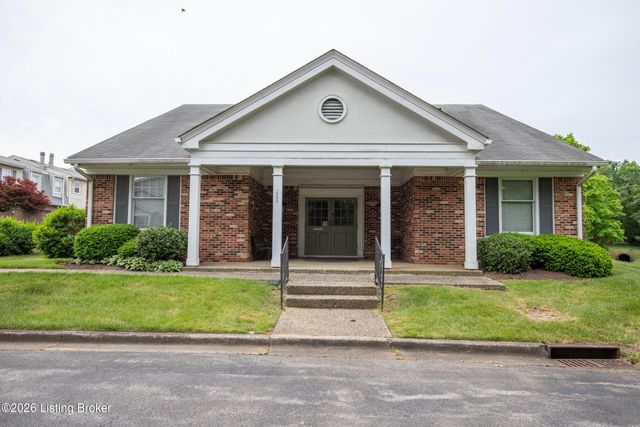 1208 Dalmally Ct, Louisville, KY 40222