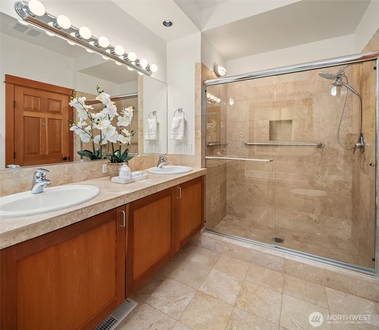 14744 Sivertson Road NE, Bainbridge Island, WA 98110