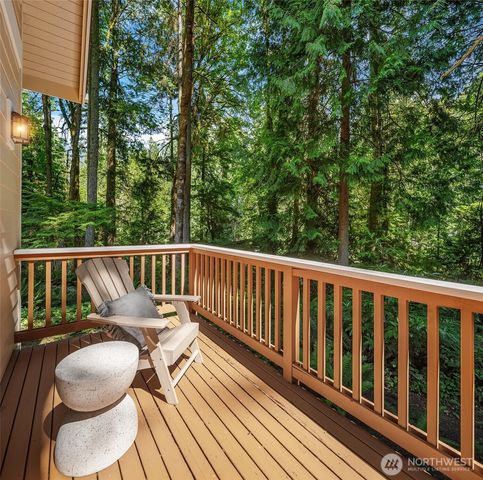14744 Sivertson Road NE, Bainbridge Island, WA 98110