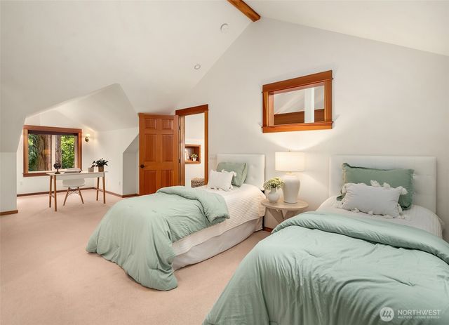 14744 Sivertson Road NE, Bainbridge Island, WA 98110