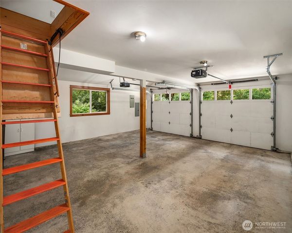 14744 Sivertson Road NE, Bainbridge Island, WA 98110