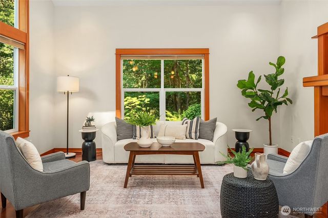 14744 Sivertson Road NE, Bainbridge Island, WA 98110