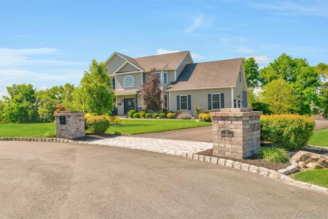 27 Wild Turkey Lane, Rock Tavern, NY 12575