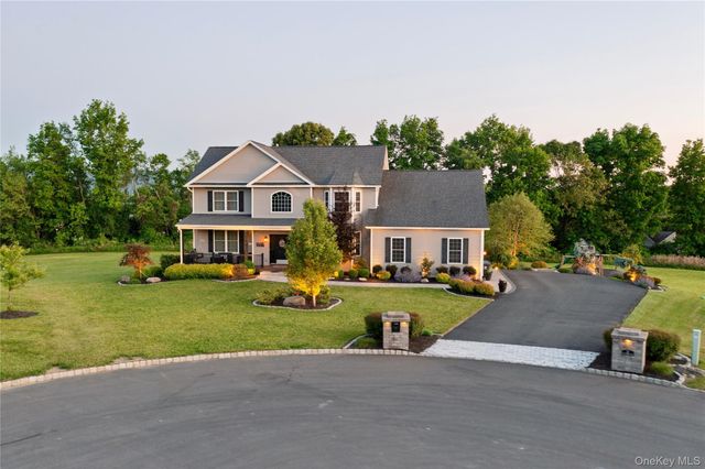 27 Wild Turkey Lane, Rock Tavern, NY 12575