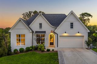 1877 Notting Hill, Chattanooga, TN 37405