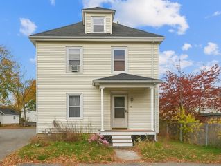 5 Pond St, Haverhill, MA 01835