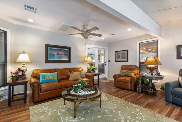 33157 Cardinal Drive, Afton, OK 74331