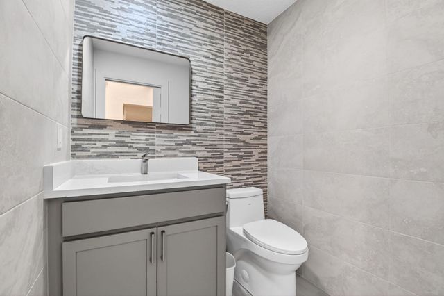 7425 Lahana Circle, Boynton Beach, FL 33437