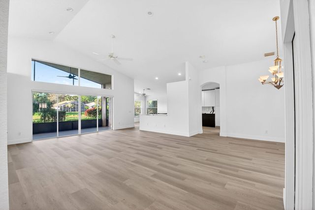 7425 Lahana Circle, Boynton Beach, FL 33437