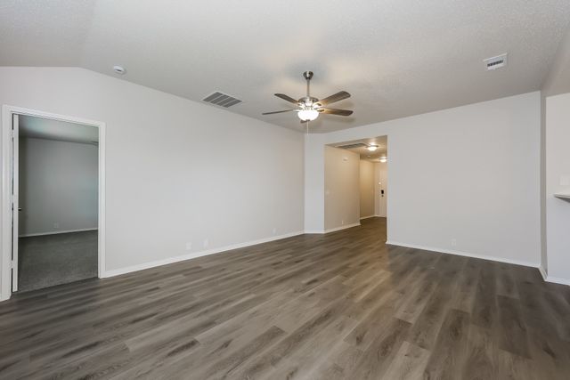 317 Oakhurst Drive, Seagoville, TX 75159