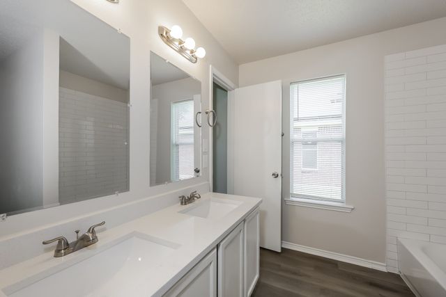 317 Oakhurst Drive, Seagoville, TX 75159