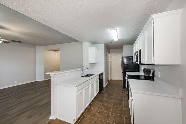 317 Oakhurst Drive, Seagoville, TX 75159