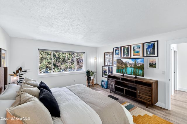 1624 S Rocky Ridge Dr, Spokane Valley, WA 99212