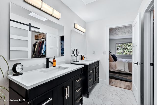 1624 S Rocky Ridge Dr, Spokane Valley, WA 99212