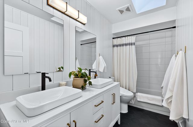 1624 S Rocky Ridge Dr, Spokane Valley, WA 99212