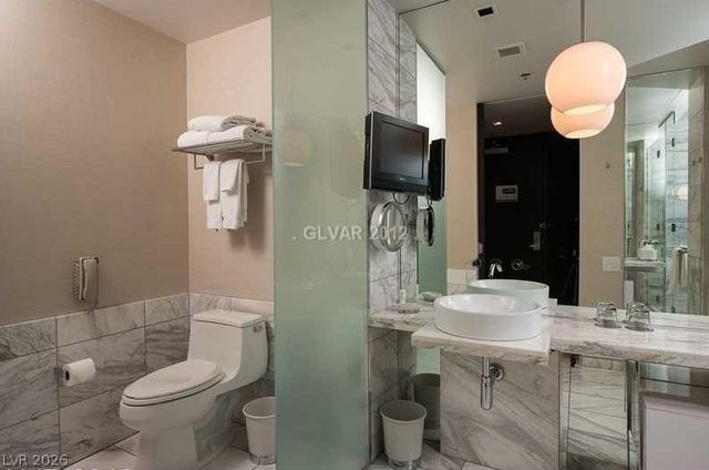 4381 Flamingo Road 15310, Las Vegas, NV 89103