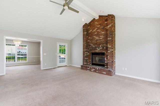 1300 Presidents Landing Drive, O'fallon, MO 63366