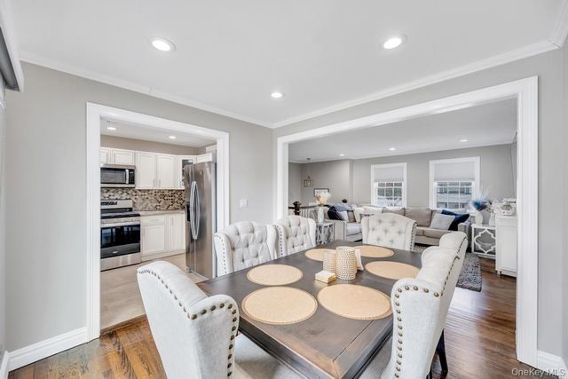 794 Sayville Avenue, Bohemia, NY 11716