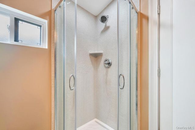 794 Sayville Avenue, Bohemia, NY 11716