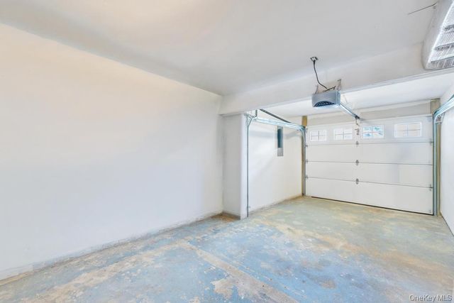 794 Sayville Avenue, Bohemia, NY 11716