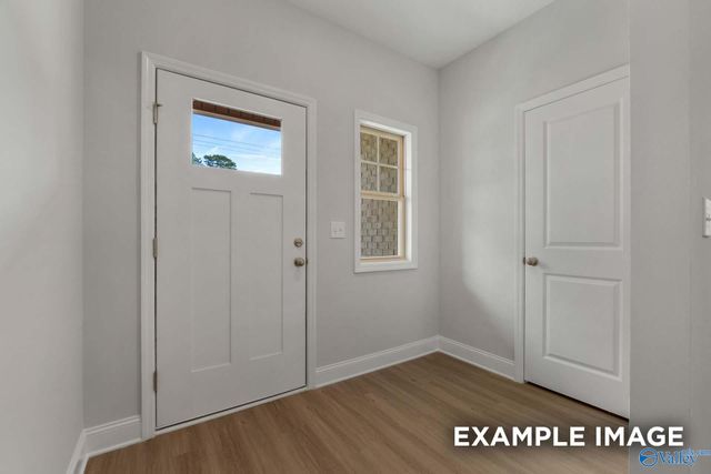 412 Clyde Lane SE, Hartselle, AL 35640