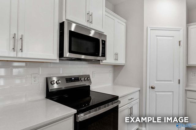 412 Clyde Lane SE, Hartselle, AL 35640