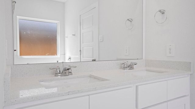 9007 Beaming Sun Lane, Iowa Colony, TX 77583