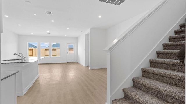 9007 Beaming Sun Lane, Iowa Colony, TX 77583