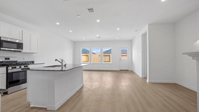 9007 Beaming Sun Lane, Iowa Colony, TX 77583