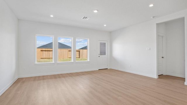 9007 Beaming Sun Lane, Iowa Colony, TX 77583