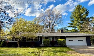 1208 Sorrento Lane, Flint, MI 48507