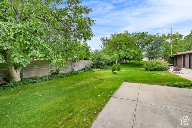 1681 W 4450 S, Roy, UT 84067