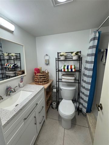6095 N Sabal Palm Boulevard 104, Tamarac, FL 33319