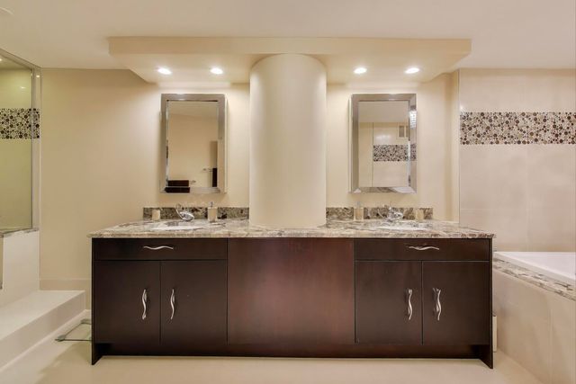 155 N Harbor Drive 3301-3302-3314, Chicago, IL 60601