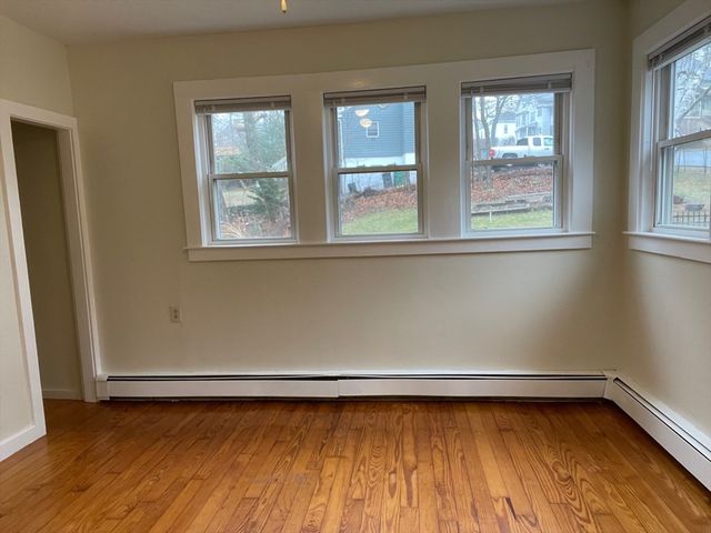 7 Spruce Street 2, Clinton, MA 01510