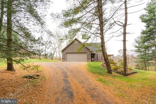 587 CHESTNUT HILL RD, Denver, PA 17517