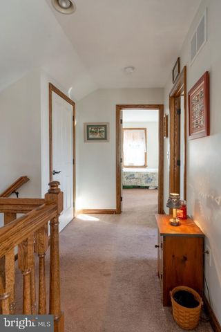 587 CHESTNUT HILL RD, Denver, PA 17517