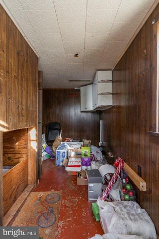 587 CHESTNUT HILL RD, Denver, PA 17517