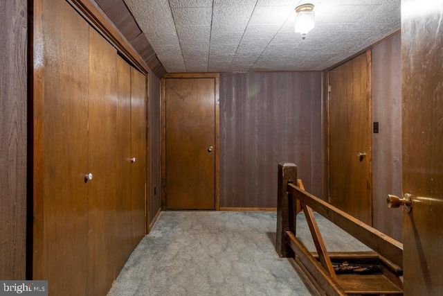 587 CHESTNUT HILL RD, Denver, PA 17517