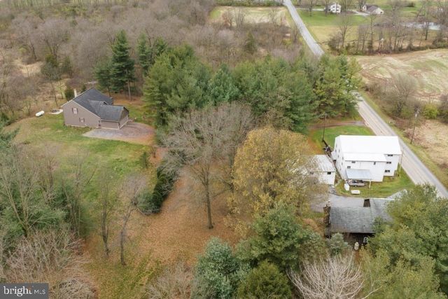 587 CHESTNUT HILL RD, Denver, PA 17517