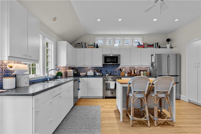 561 Indian Avenue, Middletown, RI 02842