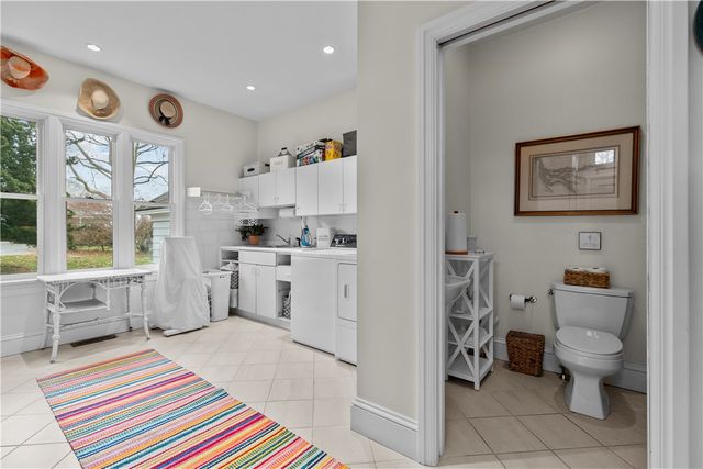 561 Indian Avenue, Middletown, RI 02842