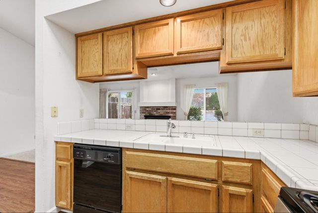 1417 Calle Las Casas, Roseville, CA 95747