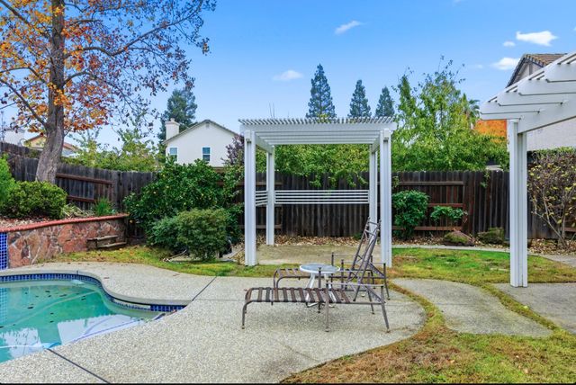 1417 Calle Las Casas, Roseville, CA 95747